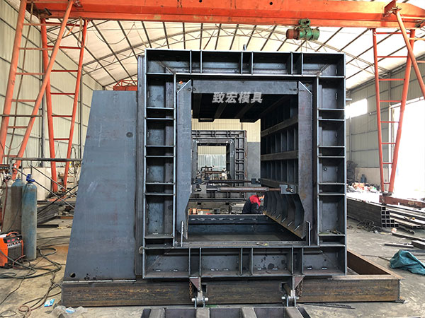 預(yù)制管廊模具