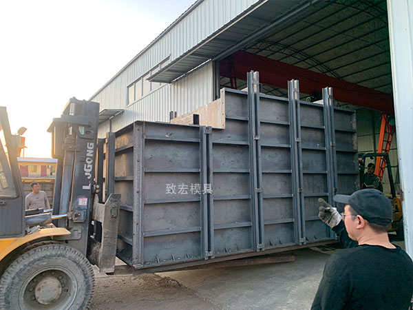 現澆箱變基礎模具