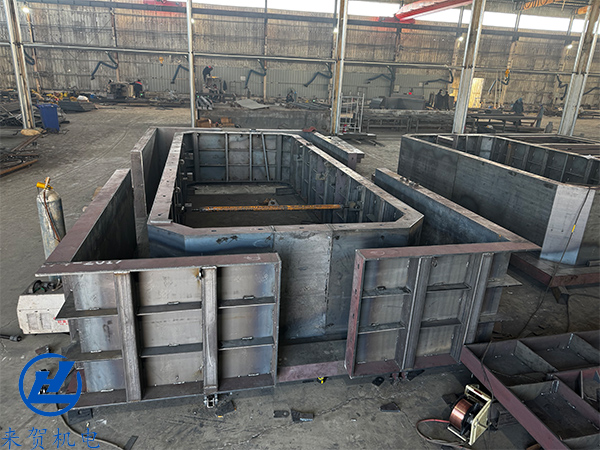 立式地下綜合管廊模具